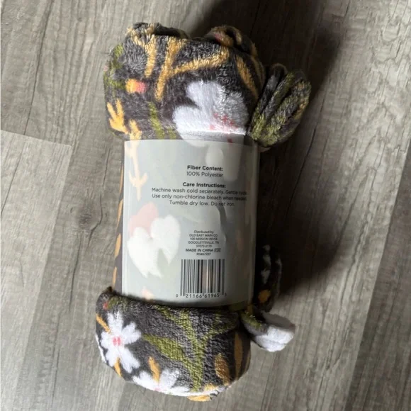 Soft Throw - Picture 2 of 2